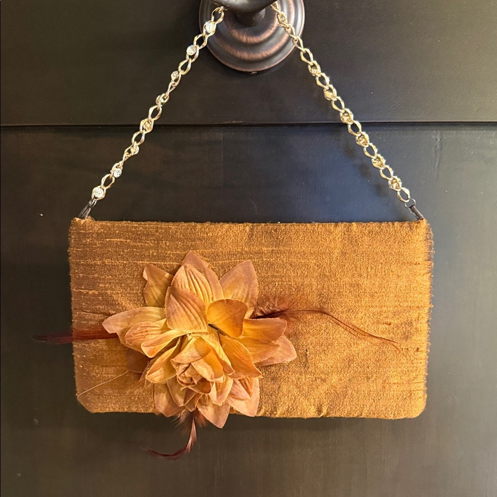 Italiana Silk Gold Floral Evening Clutch with Chain Strap